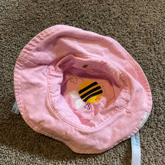 Adorable reversible toddler sun hat ☀️ - Picture 8 of 8